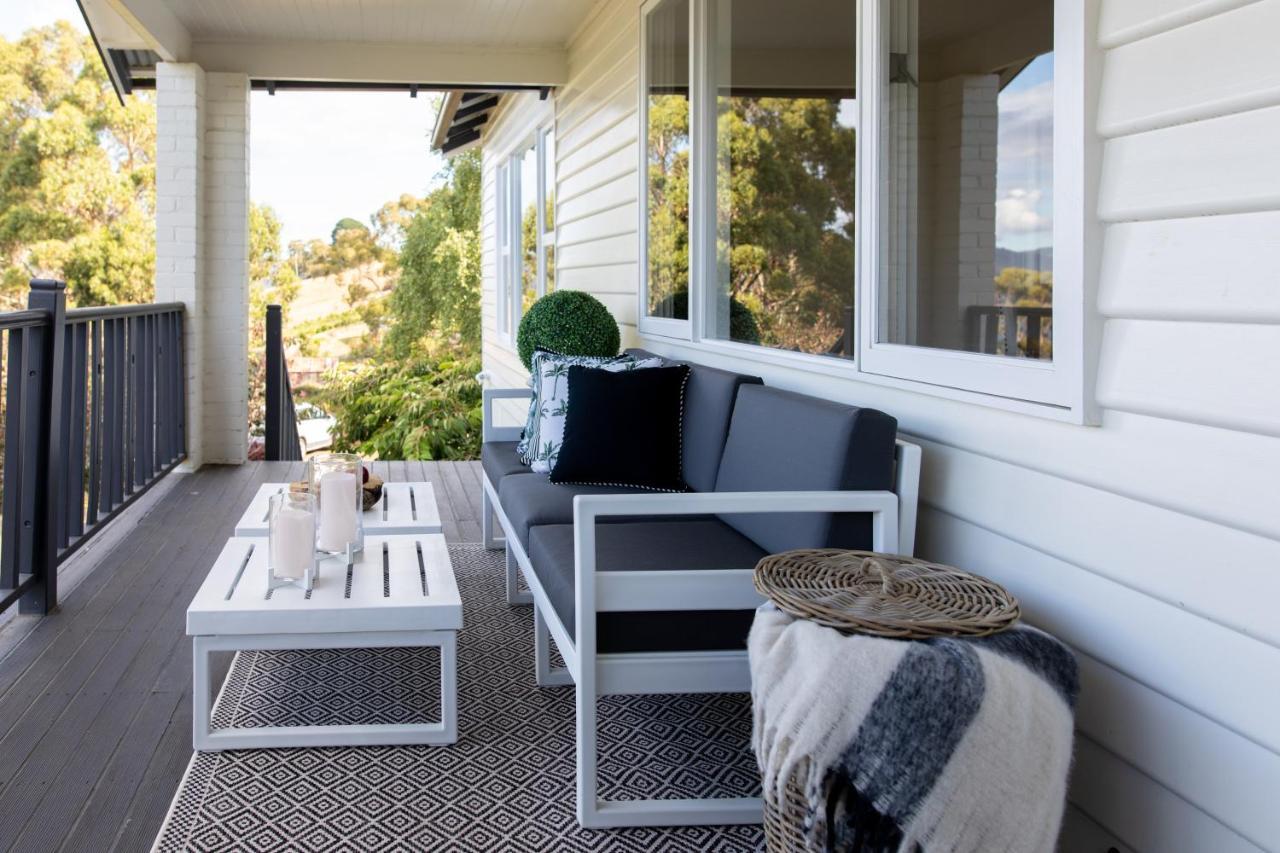 Woodland Bay Retreat-Hot Tub,Sauna And Bayview Hamptons Retreat Lymington Zewnętrze zdjęcie